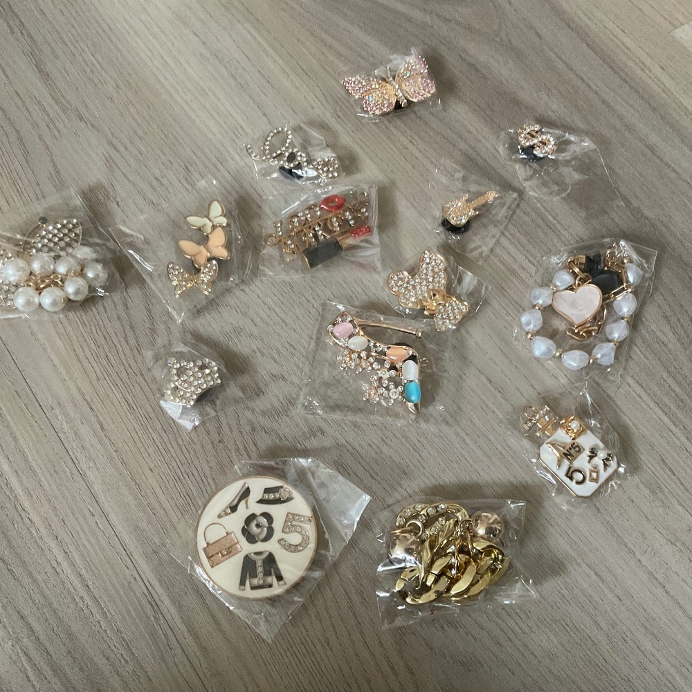 Metal Croc type Jibitz charms for shoes, butterflies,